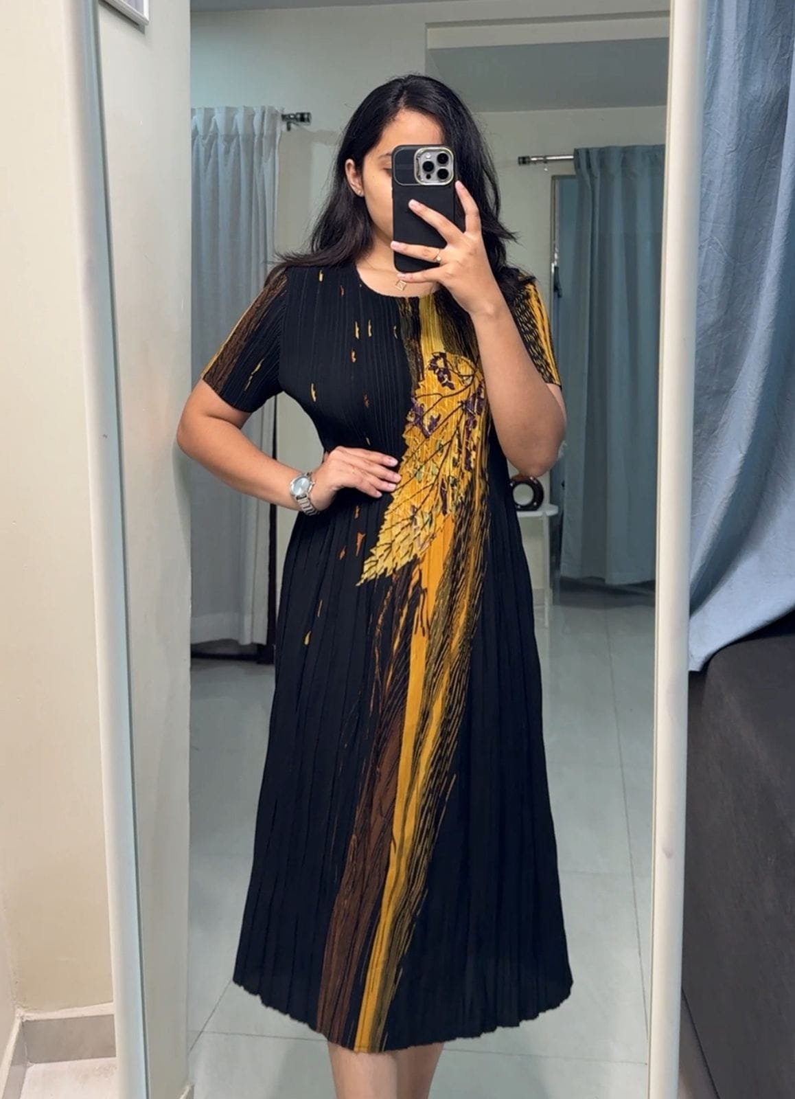 Tilly Pleated Midi Dress image 2
