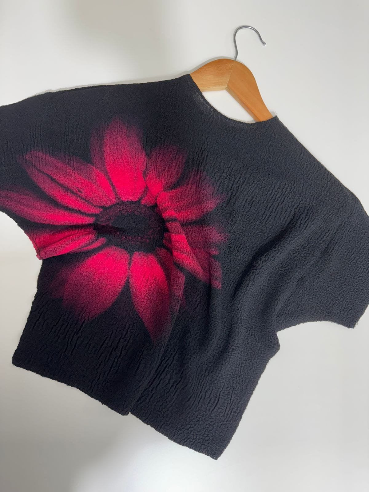 Emi Floral Printed Pleated Tops image 3
